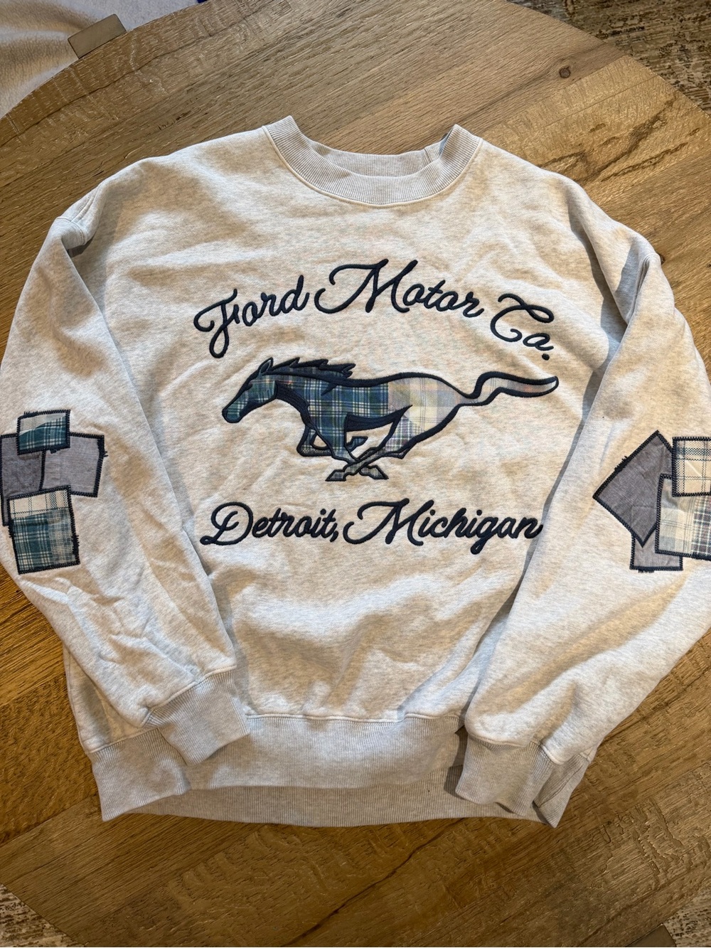 Abercrombie Graphic Sweatshirt